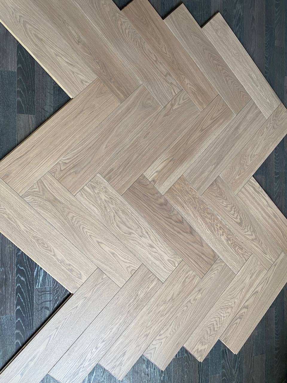 Инженерная доска Eparket Дуб Saint-Petersburg селект лак венгерская елка 600×120×15